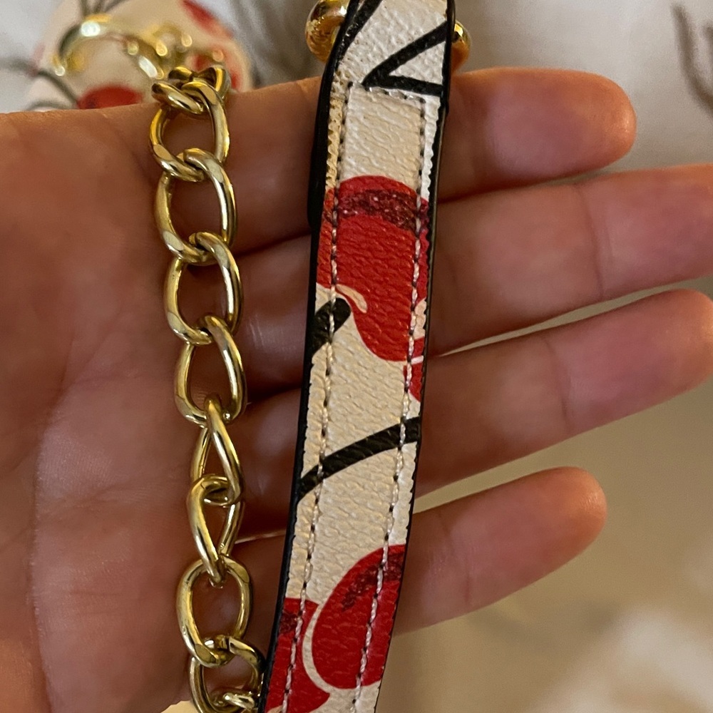 Coach Rare Red Cherry Shoulder Bag with Gold Chain and Coach Card Cherries Coach - Picture 4 of 11